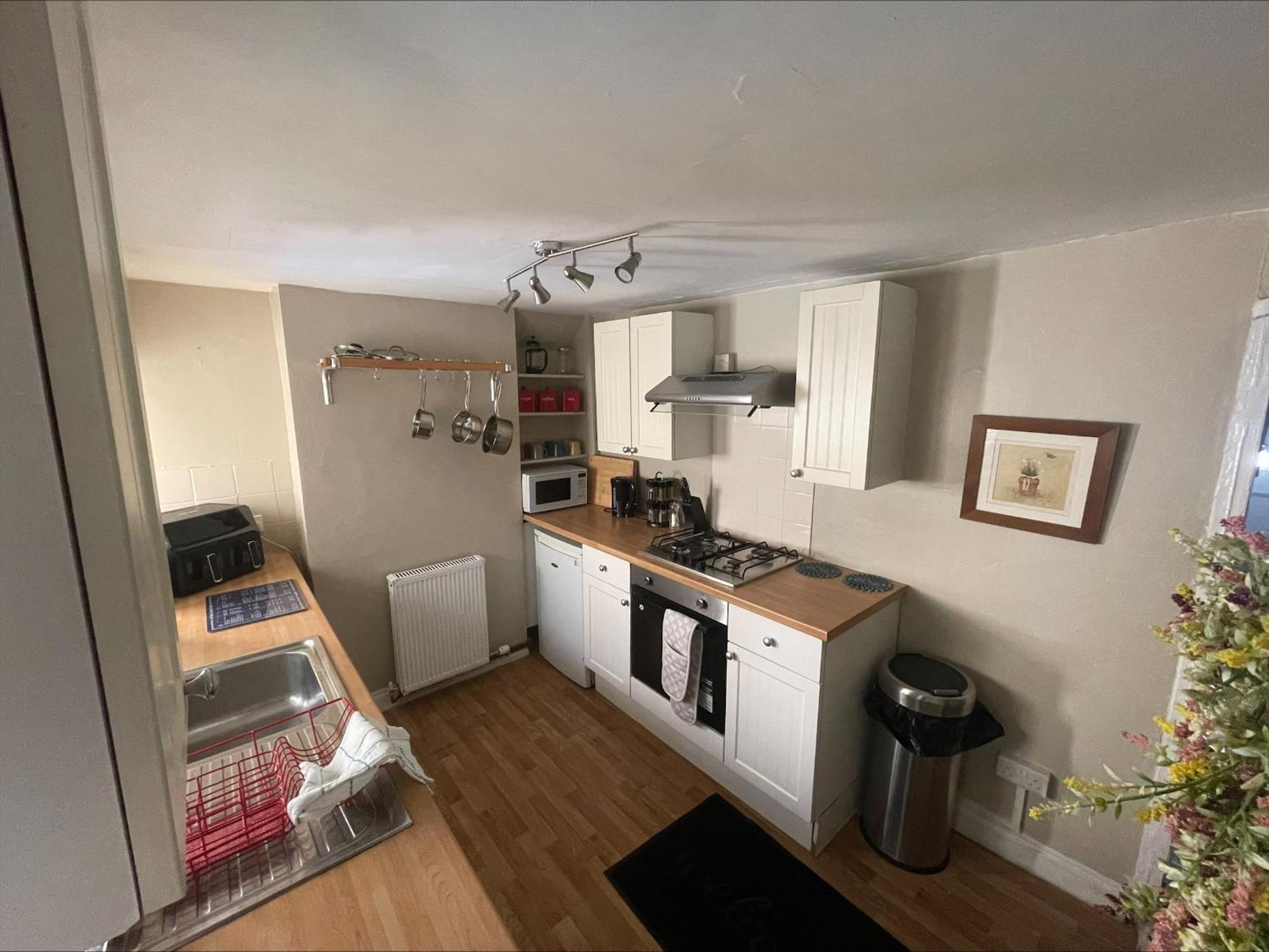 Дом отдыха Beautiful Townhouse Next To Royal Victoria Park And Botanical Gardens Within Easy Walking Distance To Centre Бат